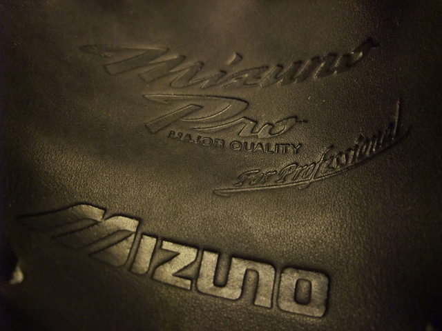 <手套欣賞>MIZUNO PRO FOR PROFESSIONAL (For P) 前兄弟象球員訂製款 <手套欣賞>MIZUNO PRO FOR PROFESSIONAL (For P) 前兄弟象球員訂製款