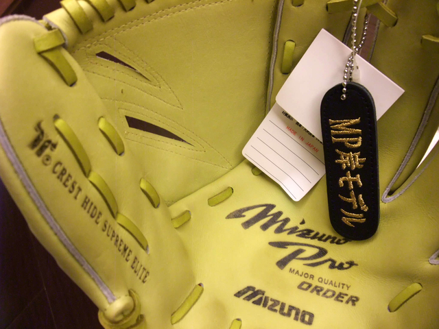 <手套欣賞>日製硬式Mizuno pro order 岸孝之 model <手套欣賞>日製硬式Mizuno pro order 岸孝之 model