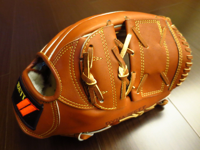 <手套欣賞>就是有人尬意復古這一味~日製硬式ZETT 雙斜標 Glocalf leather <手套欣賞>就是有人尬意復古這一味~日製硬式ZETT 雙斜標 Glocalf leather