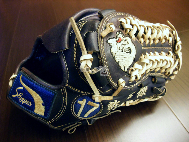 <手套欣賞> 獅頭~獅頭~獅頭~ 日製硬式久保田for p 許銘傑西武獅時期實使用手套 <手套欣賞> 獅頭~獅頭~獅頭~ 日製硬式久保田for p 許銘傑西武獅時期實使用手套
