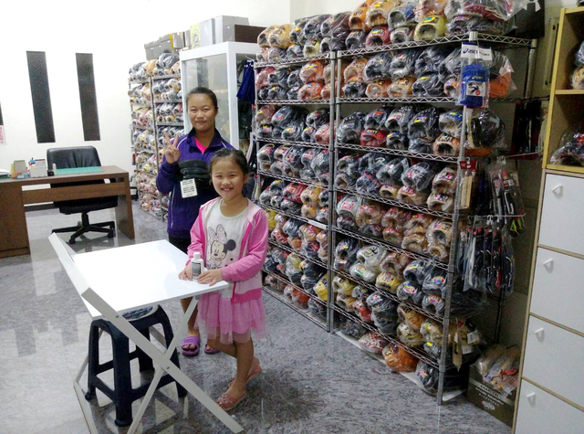 小女生也可以打棒壘球^^ 小女生也可以打棒壘球^^