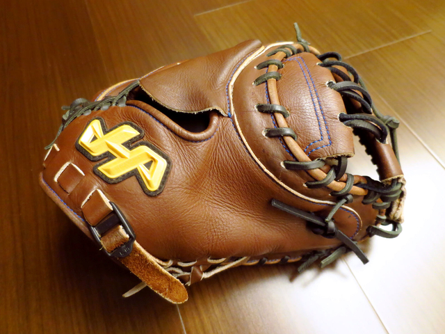 *手套交流福利品NO.318* 俗擱大碗的日製和牛捕手手套~日製硬式HATAKEYAMA 心系列捕套 *手套交流福利品NO.318* 俗擱大碗的日製和牛捕手手套~日製硬式HATAKEYAMA 心系列捕套