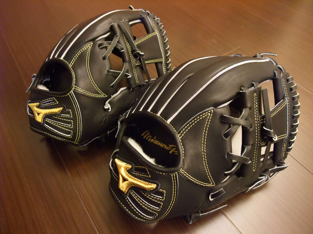 黑色工字擋MIZUNO PRO ORDER 超級比一比 黑色工字擋MIZUNO PRO ORDER 超級比一比