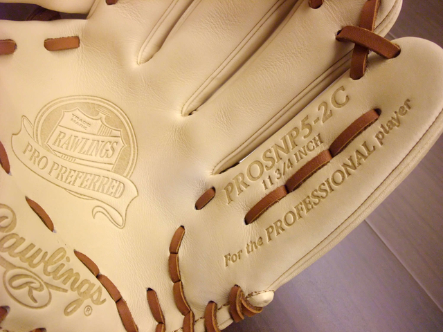 美規Rawlings換鋼印囉 美規Rawlings換鋼印囉