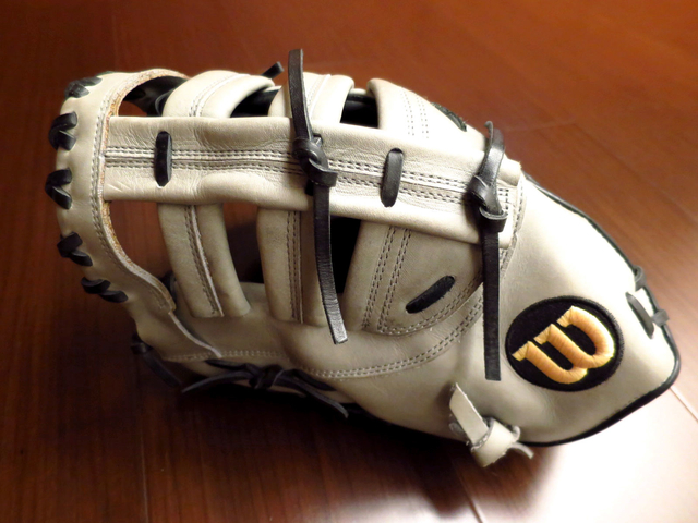 *手套交流福利品NO.331* 美規WILSON A2000 一壘手手套 *手套交流福利品NO.331* 美規WILSON A2000 一壘手手套