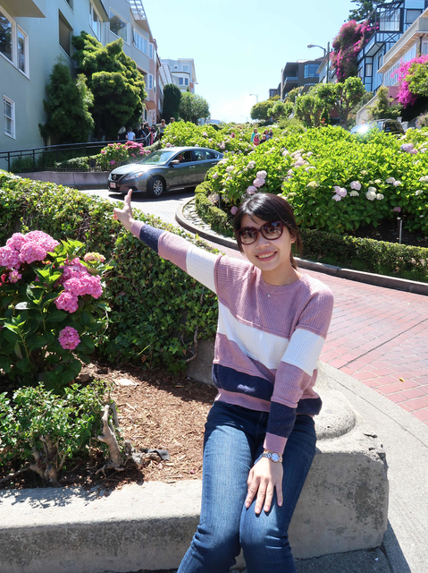 2018 縱橫美國東西岸之旅~Day 2 太陽露臉了~九曲花街、阿拉莫廣場六姊妹 2018 縱橫美國東西岸之旅~Day 2 太陽露臉了~九曲花街、阿拉莫廣場六姊妹