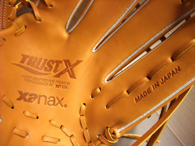 <手套欣賞> 日製硬式XANAX TRUST X 最高峰のX <手套欣賞> 日製硬式XANAX TRUST X 最高峰のX