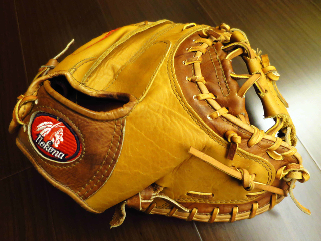 *手套交流福利品NO.236* 美國製NOKONA半水牛皮捕手手套 *手套交流福利品NO.236* 美國製NOKONA半水牛皮捕手手套