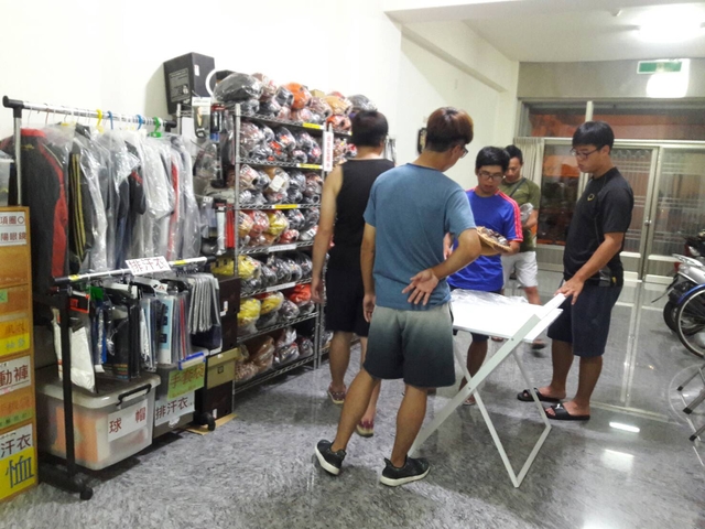 環島旅行也不忘圓圓小舖^^ 環島旅行也不忘圓圓小舖^^