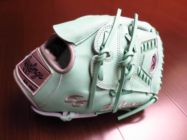 【圓圓小舖】不只女生愛Tiffany，男生也愛Tiffany~美規Rawlings pro preferred tiffany藍投手手套