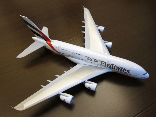 Emirates A380-800 1:200