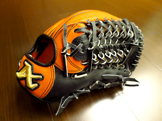 *手套交流福利品NO.302* 來一張Ace吧~日本製硬式Atoms 北海道牛皮棒壘球手套