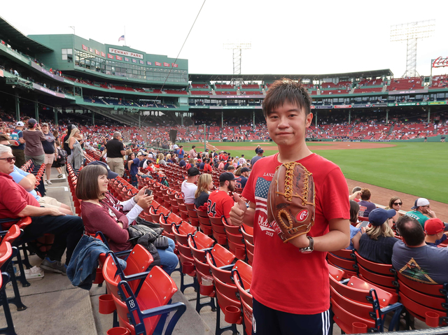 2018 縱橫美國東西岸之旅~Day 5 全美最古老棒球場芬威球場(Fenway Park)觀戰~~波士頓紅襪隊 vs 西雅圖水手隊