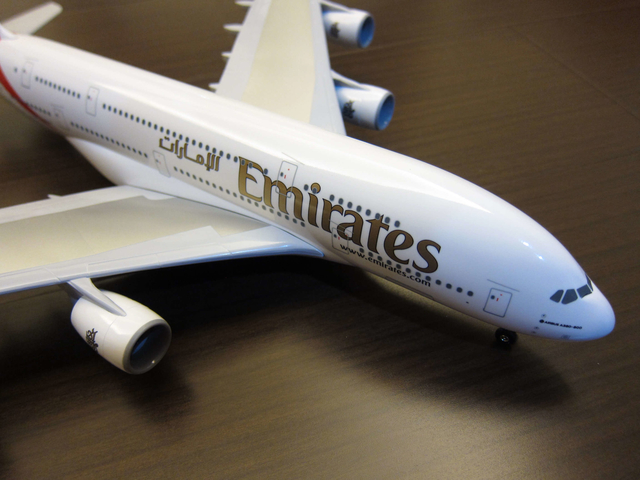 IMG_0904.JPG - Emirates A380-800 1:200