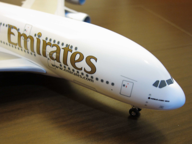 IMG_0910.JPG - Emirates A380-800 1:200