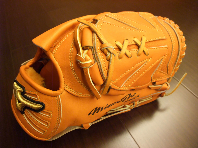 <手套欣賞>日製硬式mizuno pro order haga japan~新一代的優質皮革Prexy Kip Leather