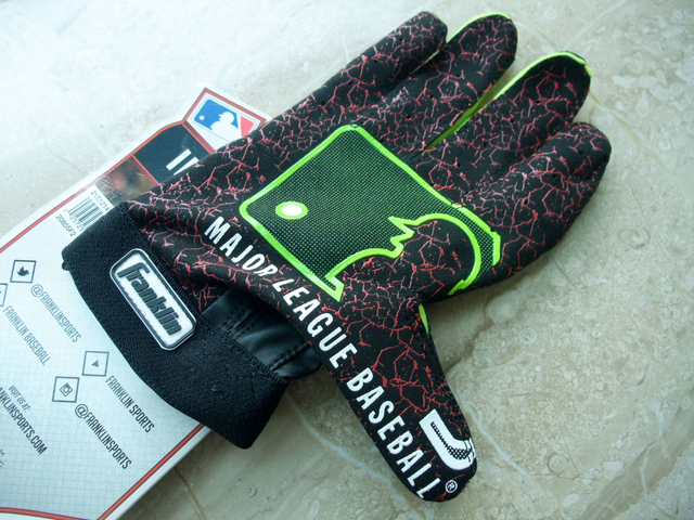 <好物推薦>美國職棒大聯盟就掌握在您手中XD~~Franklin batting gloves
