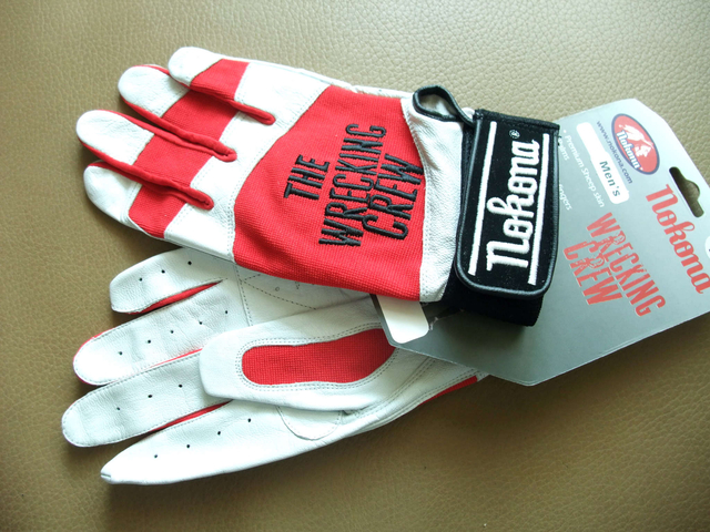 NOKONA's Batting gloves